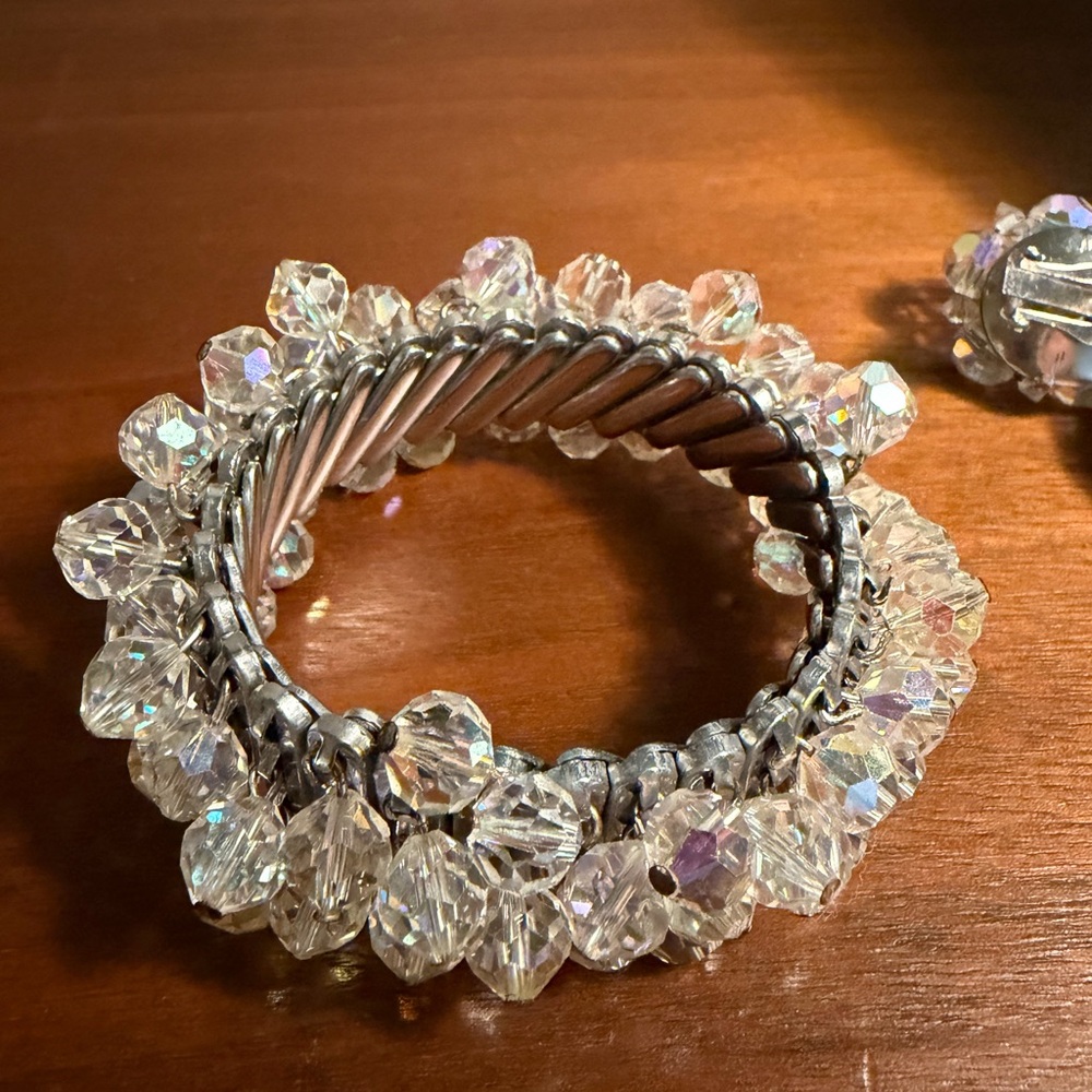 Vintage Aurora Crystal Jewelry Set - Picture 9 of 12